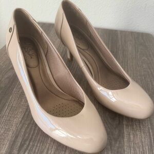 LifeStride Parigi Nude Beige  Pumps Patent Finish